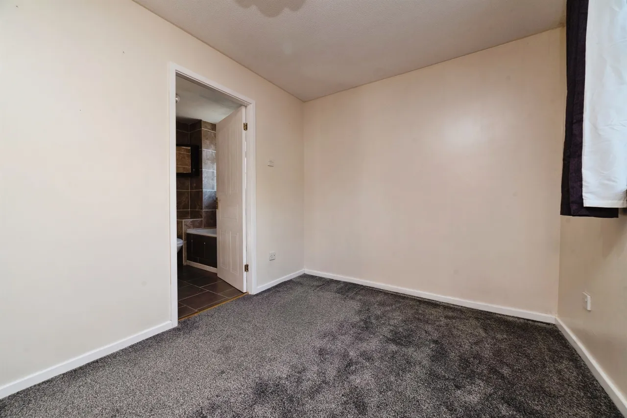 Sequana Court, Hull, HU9, photo 9