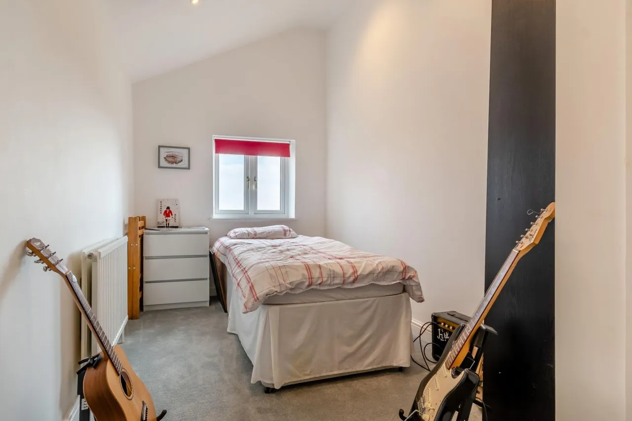 Hinders Lane, Huntley, GL19, photo 12