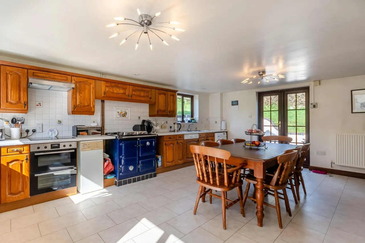 Hinders Lane, Huntley, GL19, photo 6