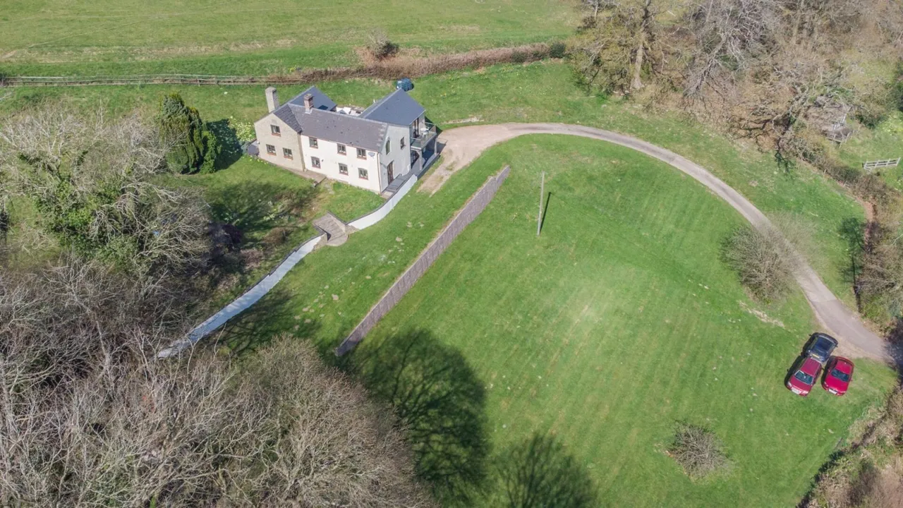 Hinders Lane, Huntley, GL19, photo 18