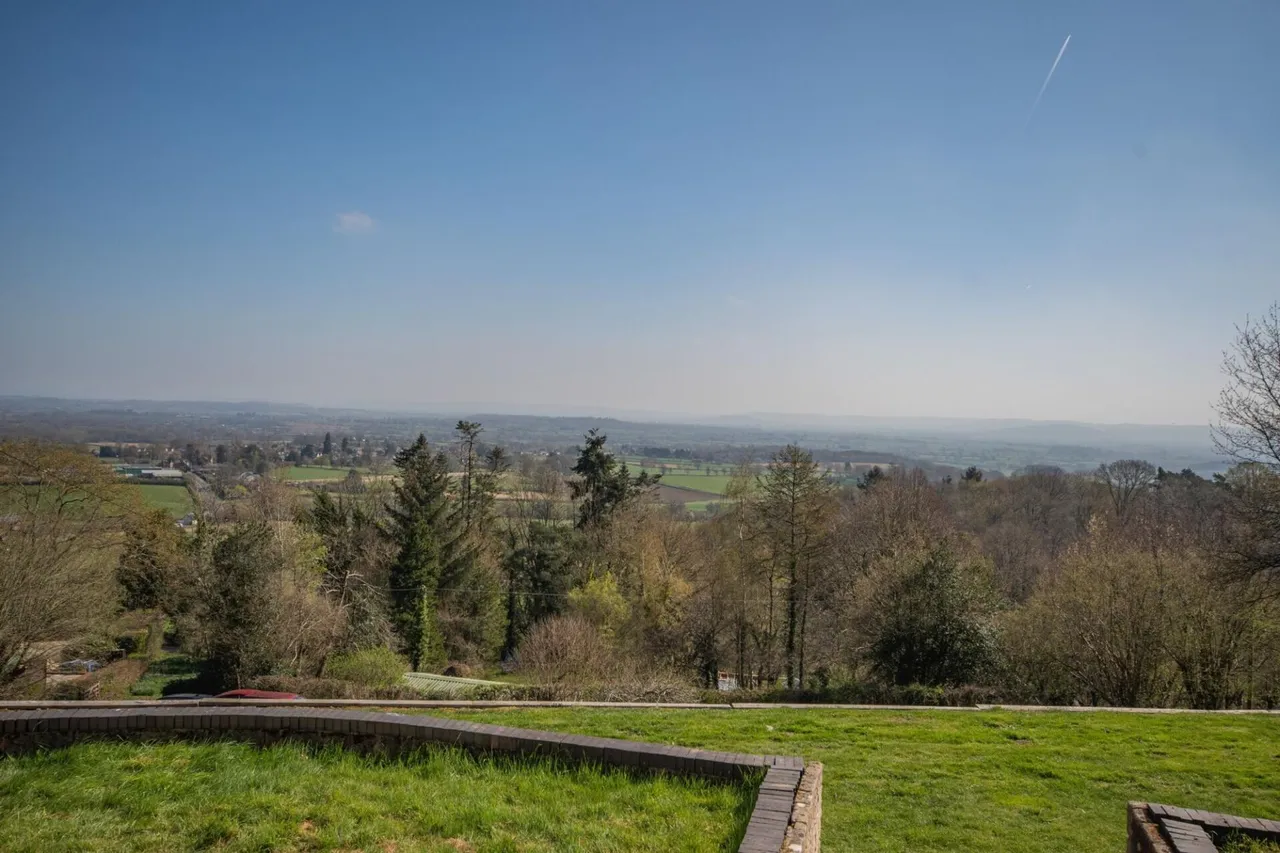 Hinders Lane, Huntley, GL19, photo 15