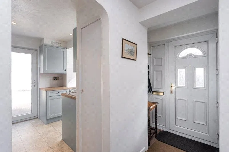 Beech Gardens, Crawley Down, RH10, photo 14