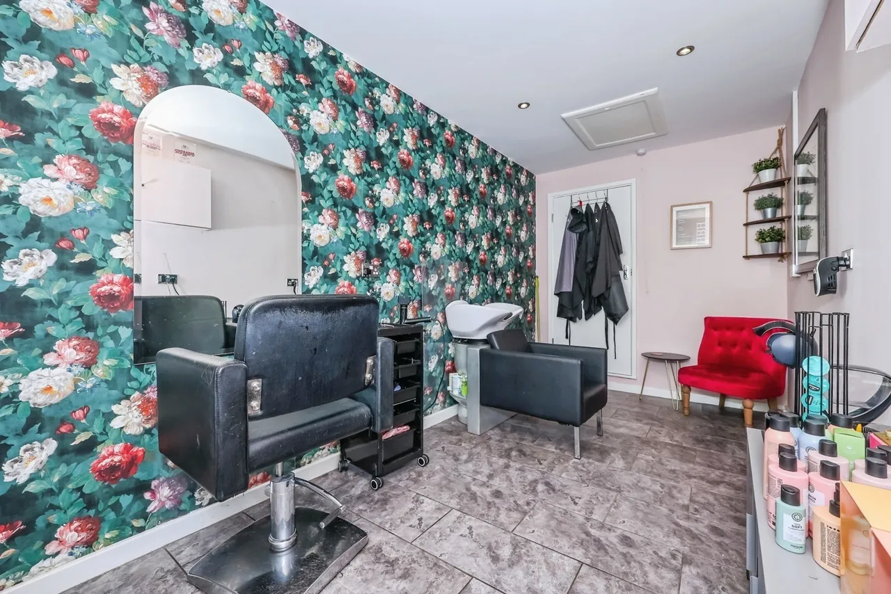 Garrett Grove, Nottingham, NG11, photo 12