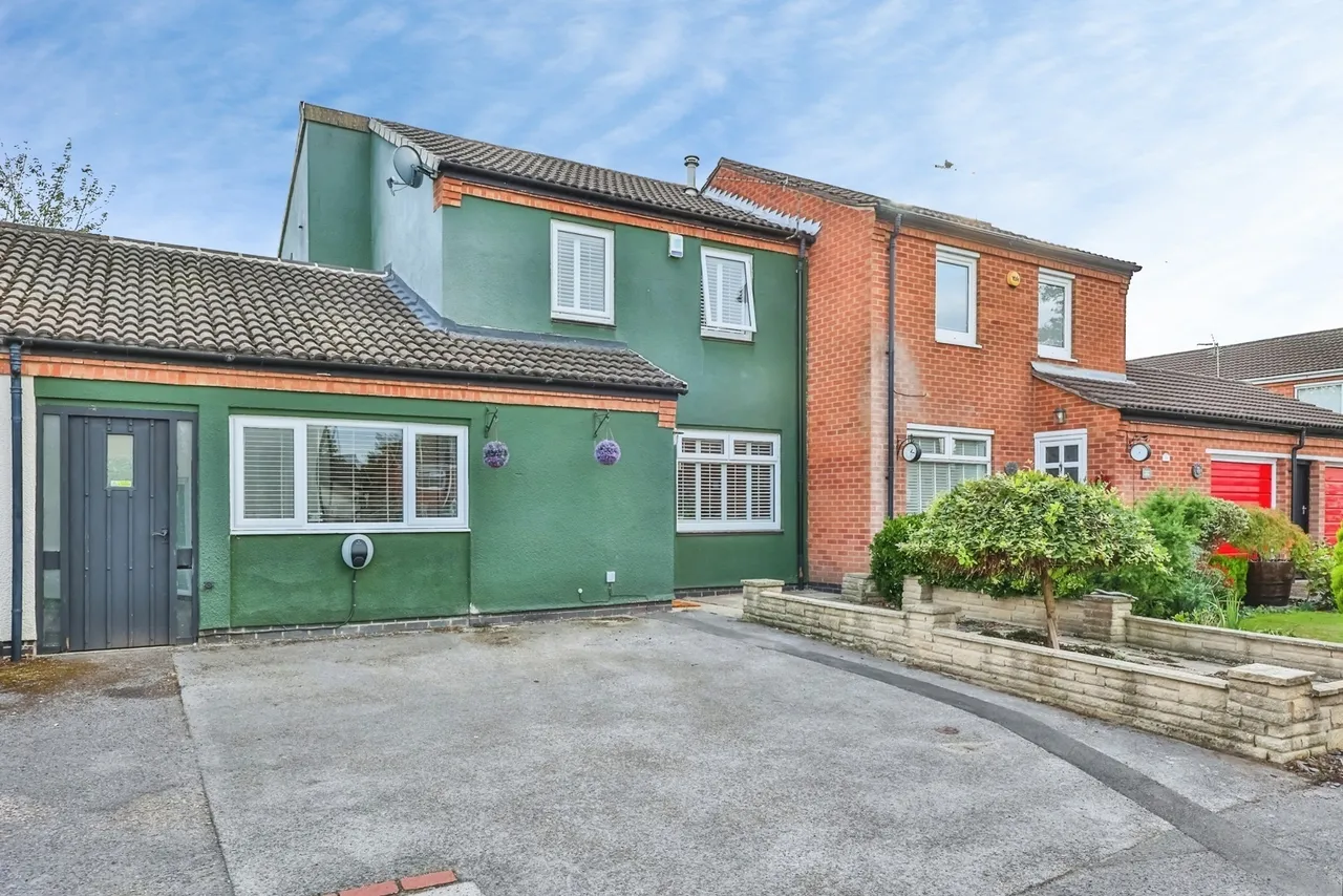 2 bed house for sale, Garrett Grove, Nottingham, NG11