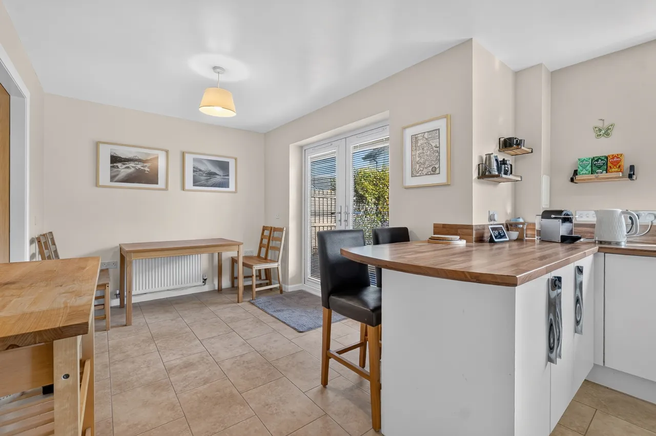 28 Bartonholm Gardens, Irvine, KA12 8TD, photo 9