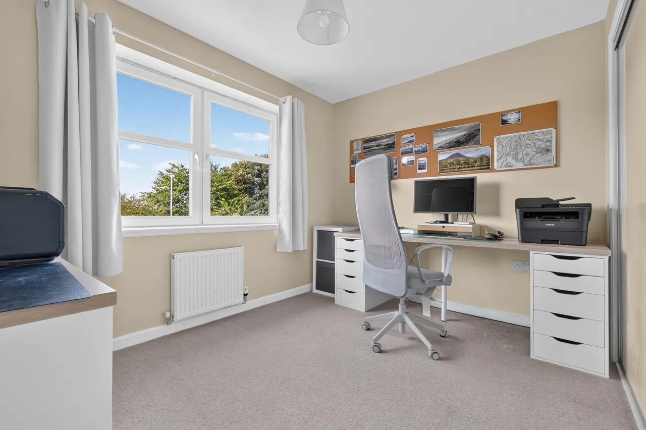 28 Bartonholm Gardens, Irvine, KA12 8TD, photo 18