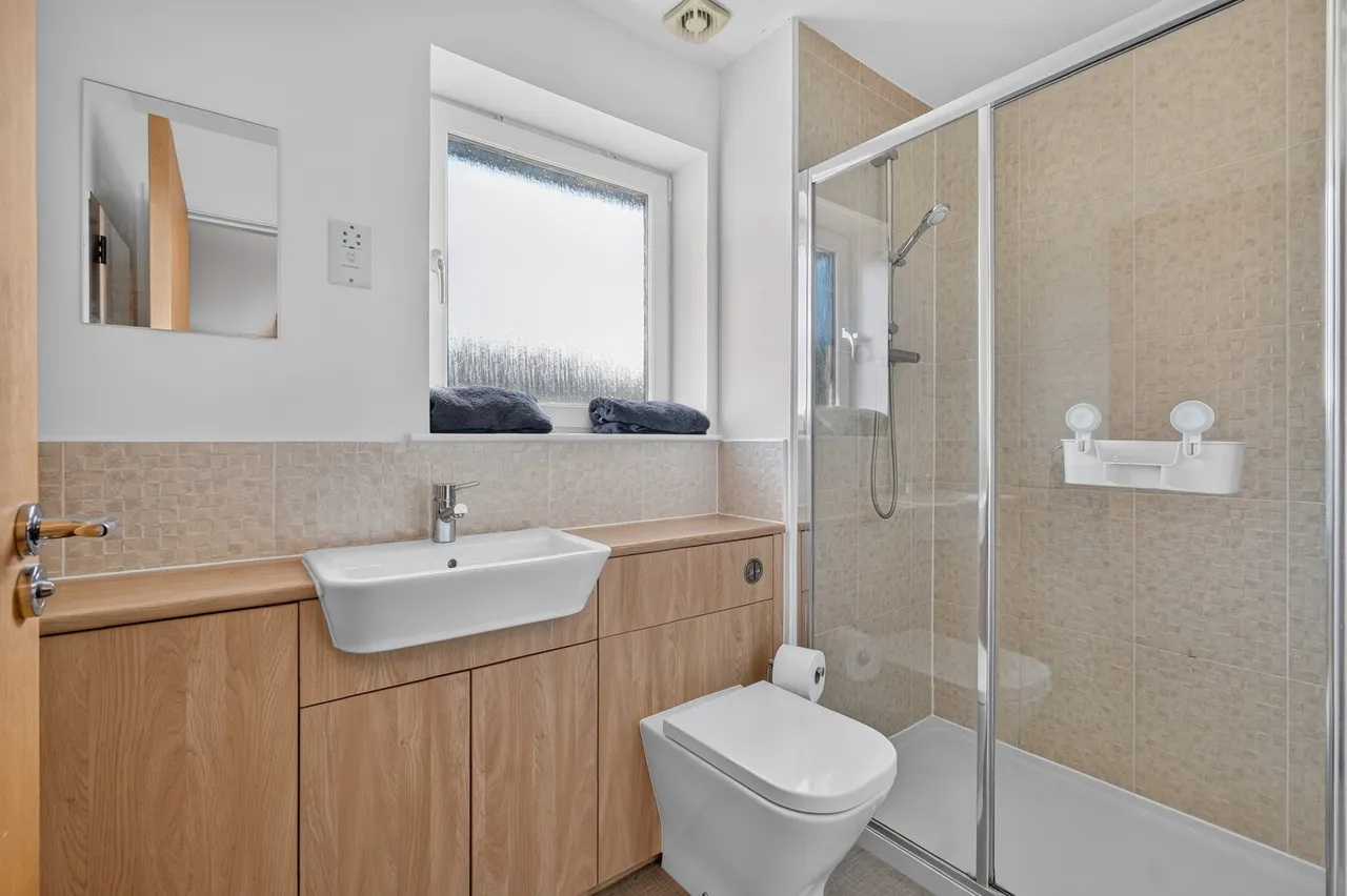 28 Bartonholm Gardens, Irvine, KA12 8TD, photo 15