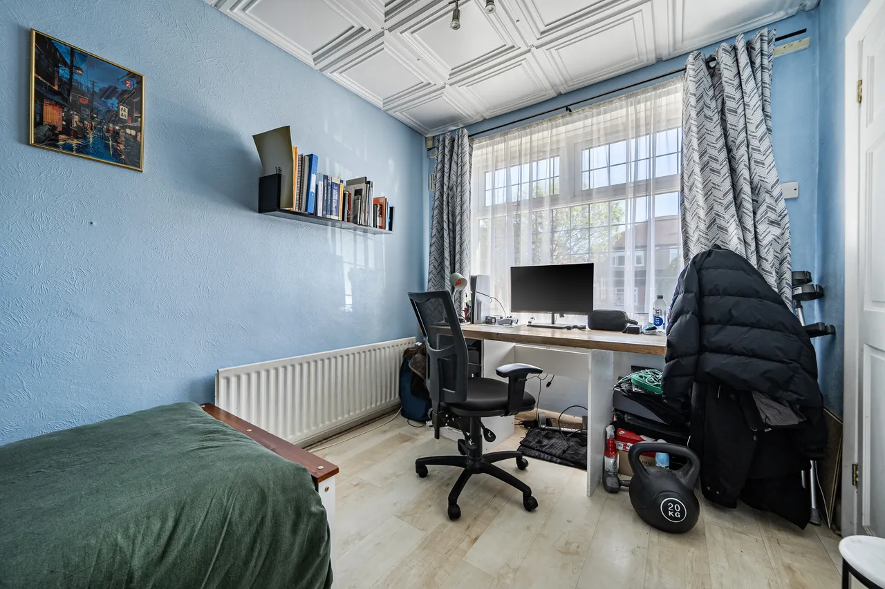 Alverstone Avenue, East Barnet, Barnet, Greater London, EN4 8EE, photo 10