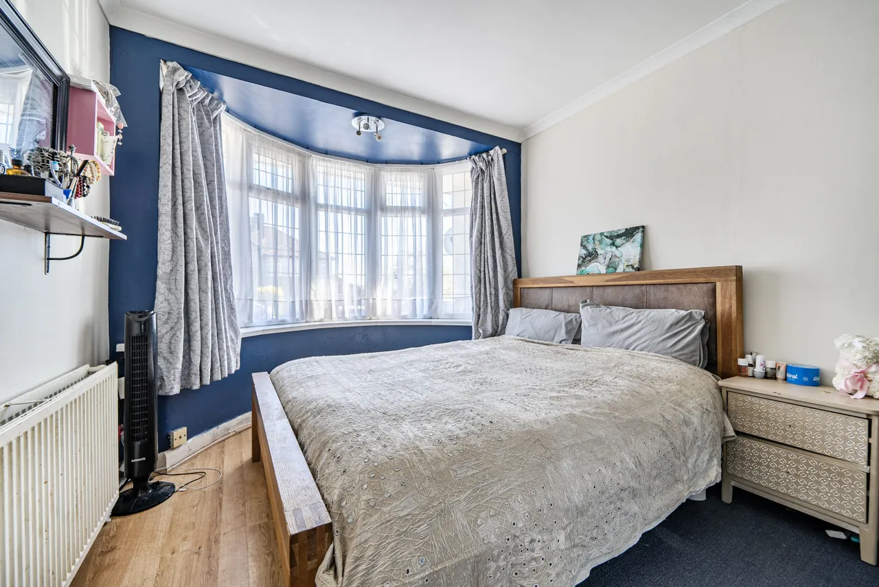 Alverstone Avenue, East Barnet, Barnet, Greater London, EN4 8EE, photo 9