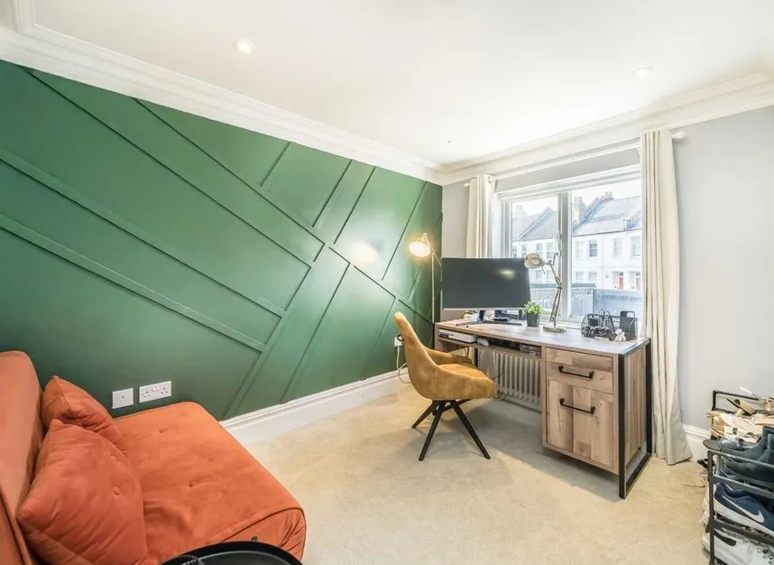 Garratt Lane, Tooting, SW17, photo 6