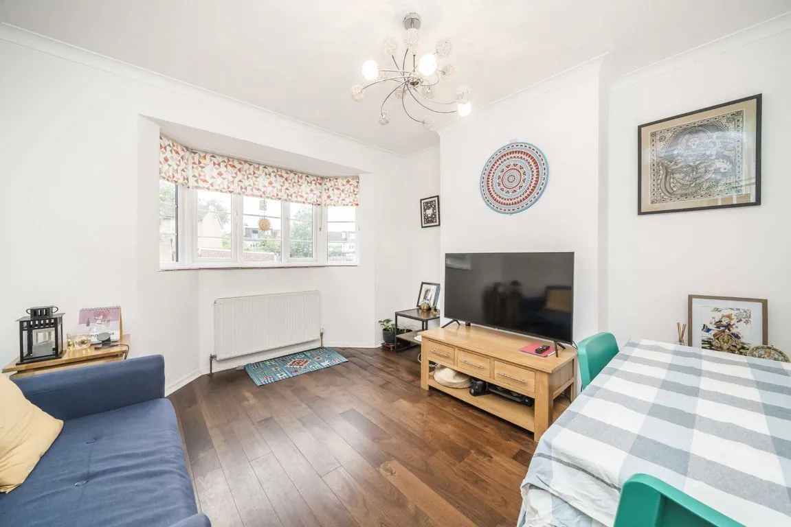 Cambridge Road, TW11, photo 2