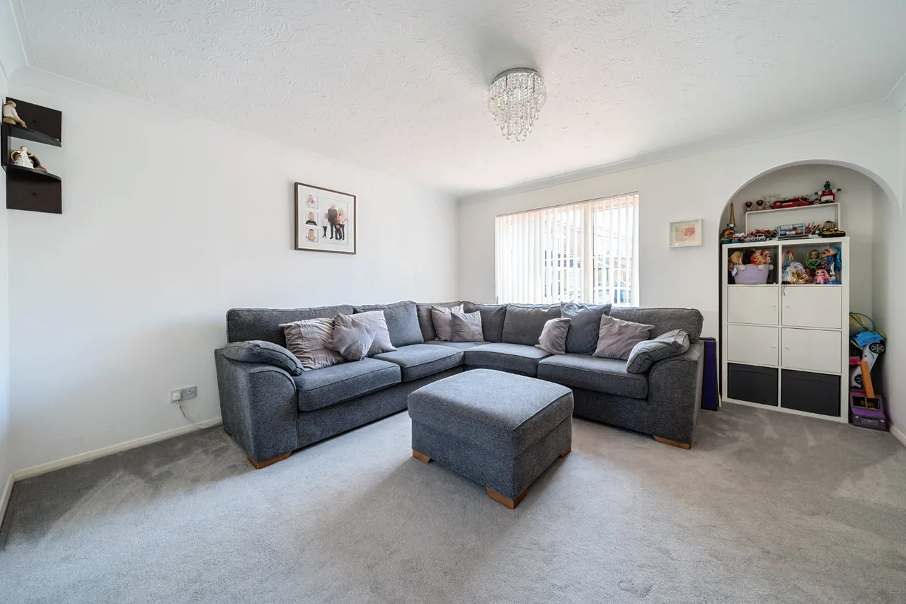 Eltham Avenue, Cippenham, SL1, photo 15