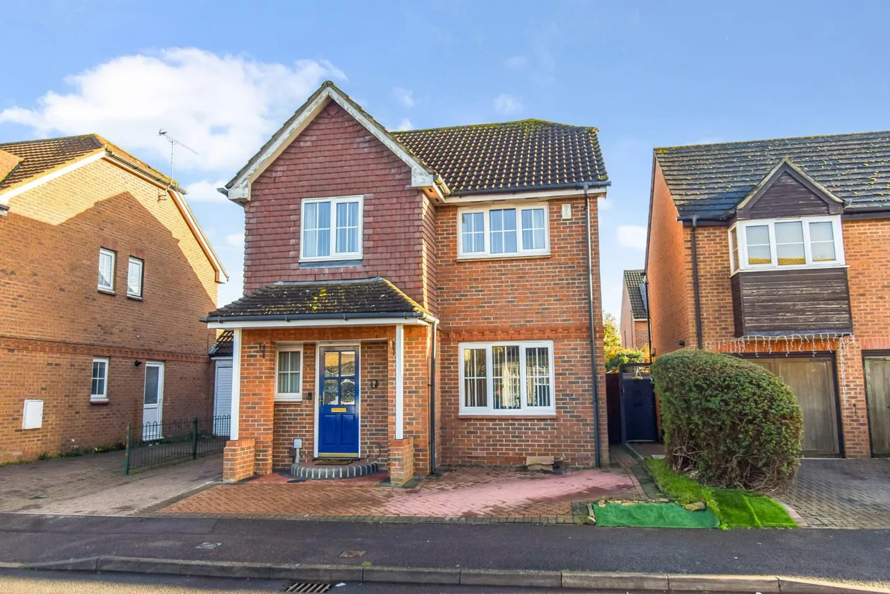 Eltham Avenue, Cippenham, SL1, photo 13