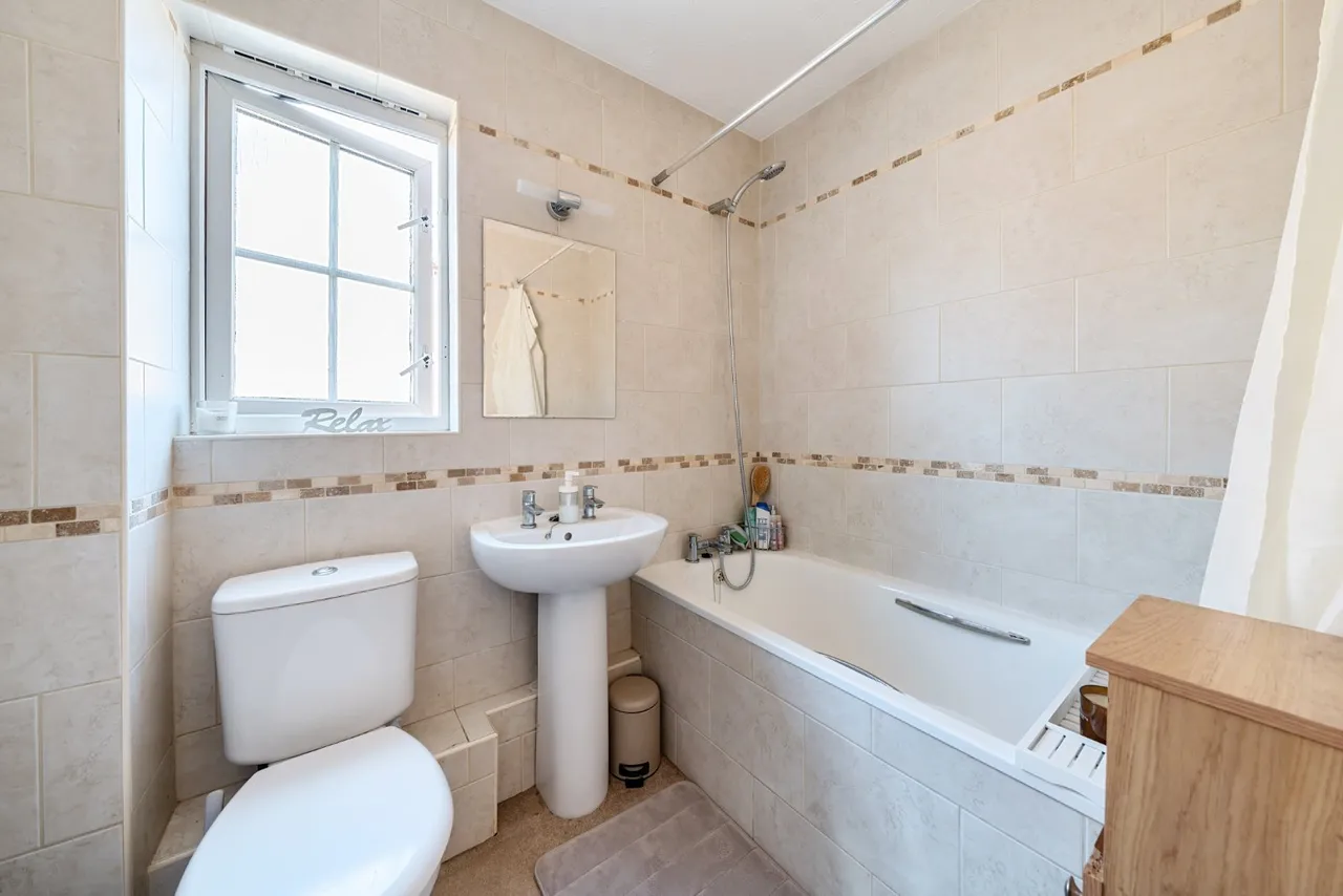 Eltham Avenue, Cippenham, SL1, photo 11