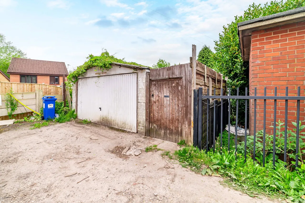 King Street, Dukinfield, SK16, photo 36