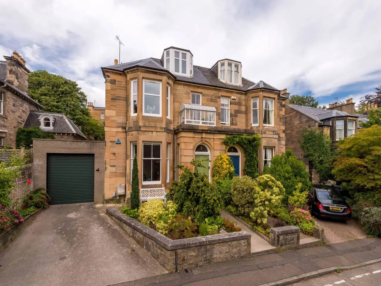 2 bed flat to rent, Upper Coltbridge Terrace, Murrayfield, EH12