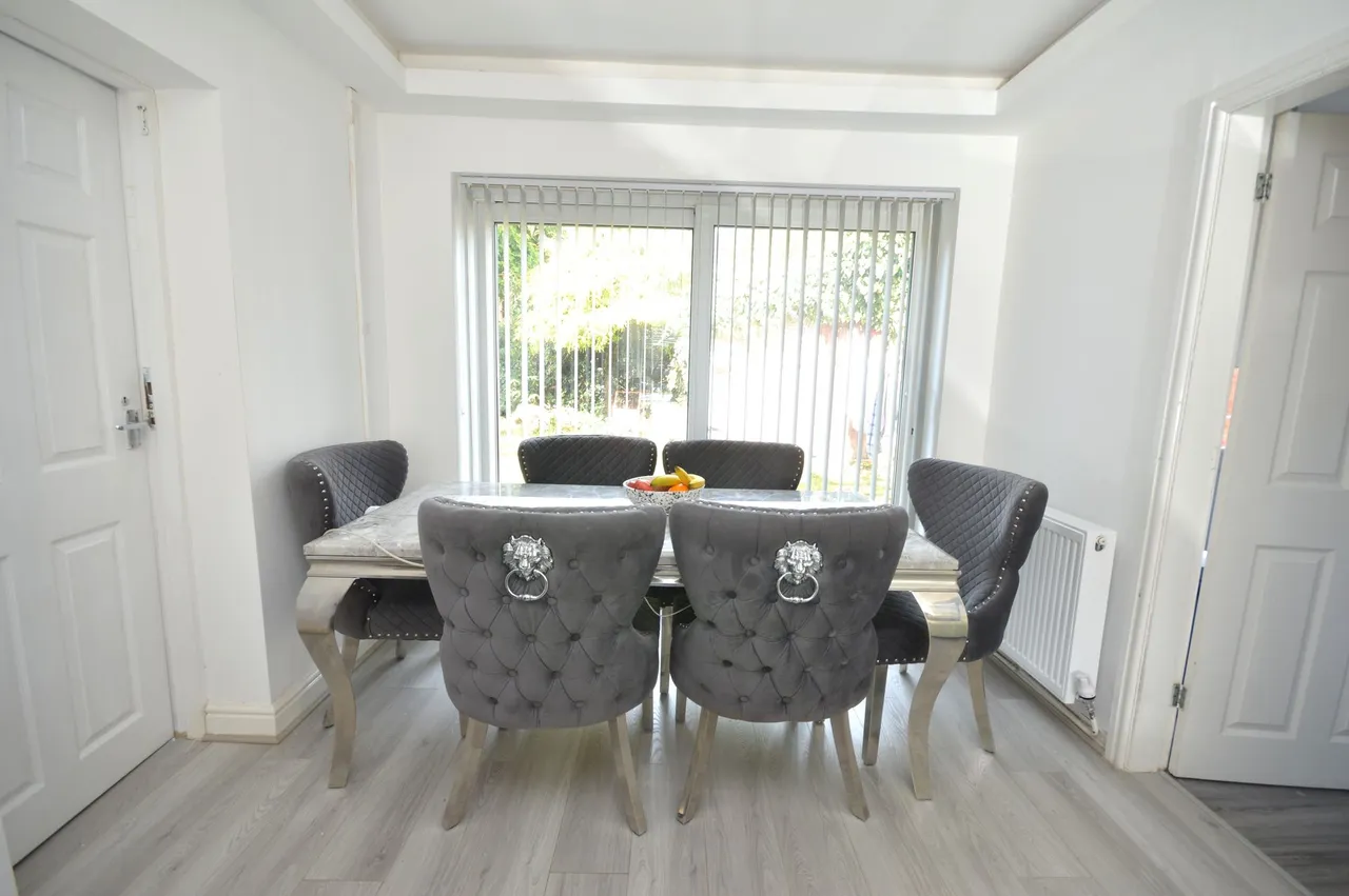 Aspen Close, Stockport, photo 8
