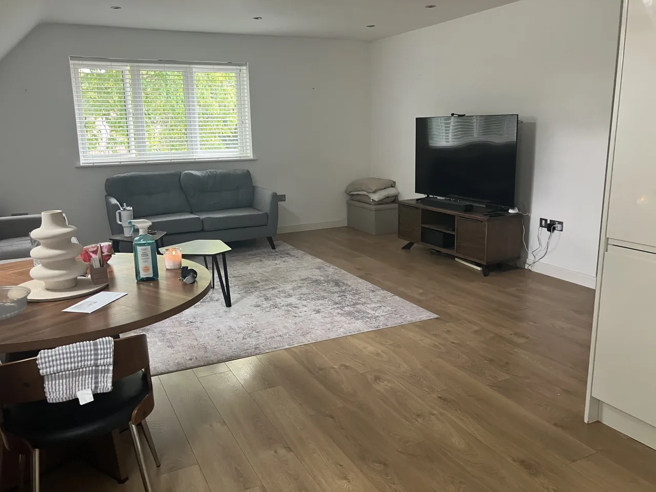 Foxley Lane, CR8, photo 6