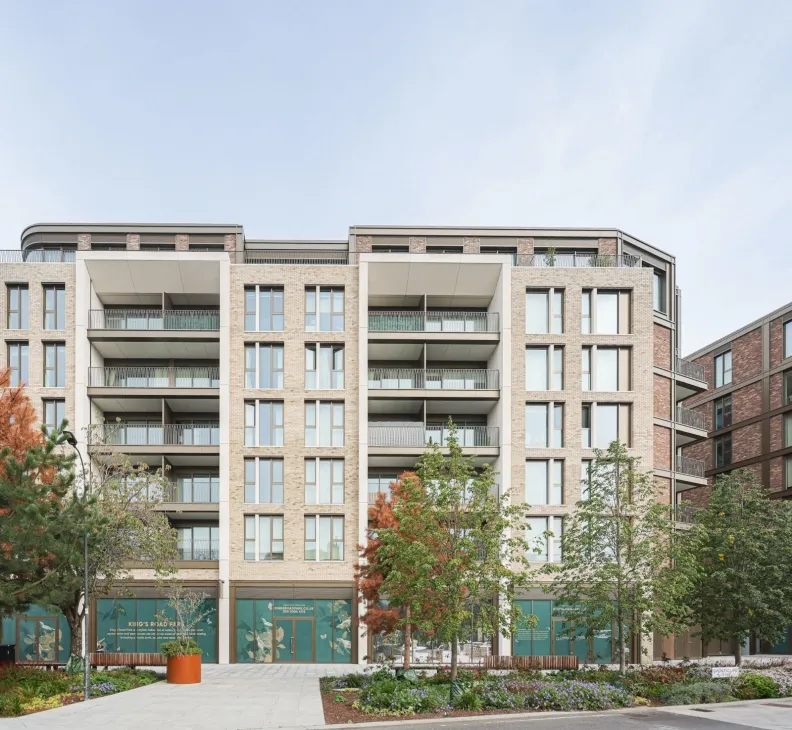 2 bed flat for sale, Parkland Walk, Fulham, SW6