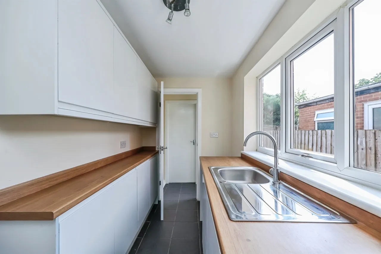 Carlingford Road, Hucknall, NG15, photo 7