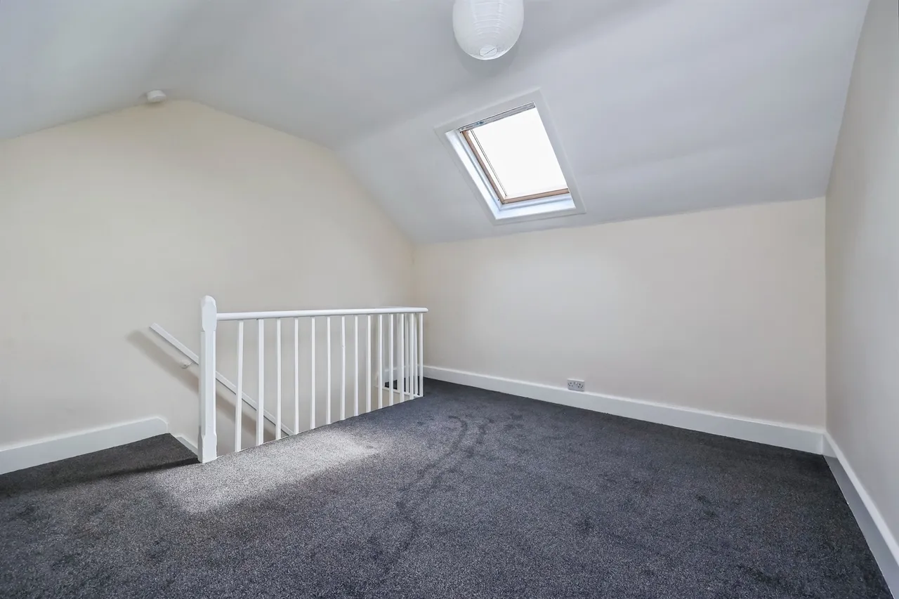 Carlingford Road, Hucknall, NG15, photo 10