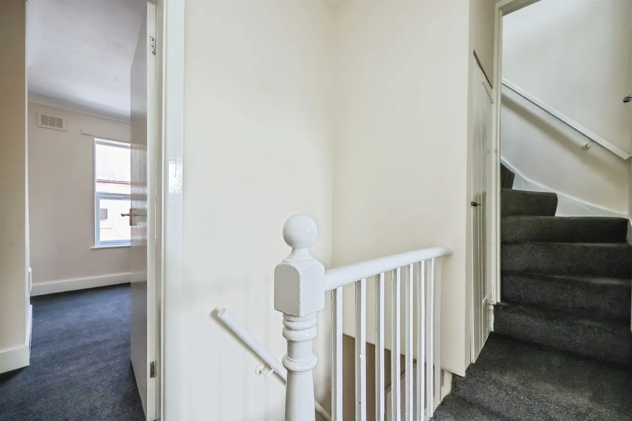 Carlingford Road, Hucknall, NG15, photo 15
