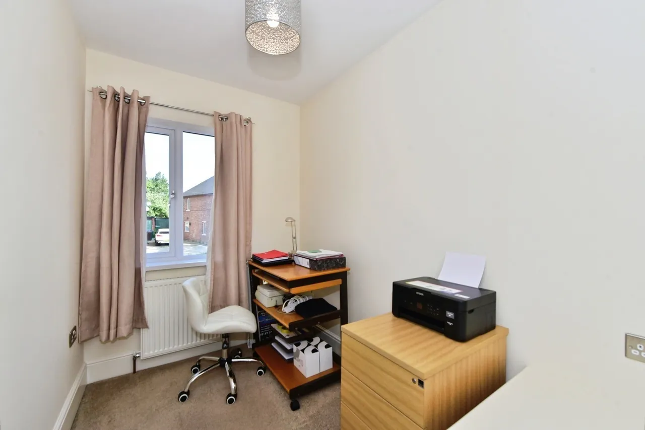 Richmond Park Crescent, Sheffield, S13, photo 13