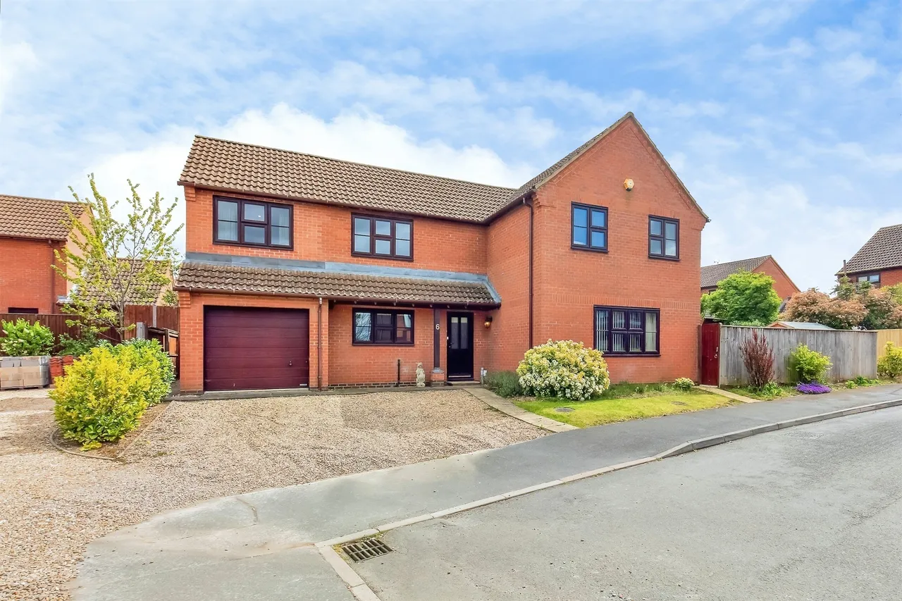 5 bed house for sale — Tobias Grove, Stamford
