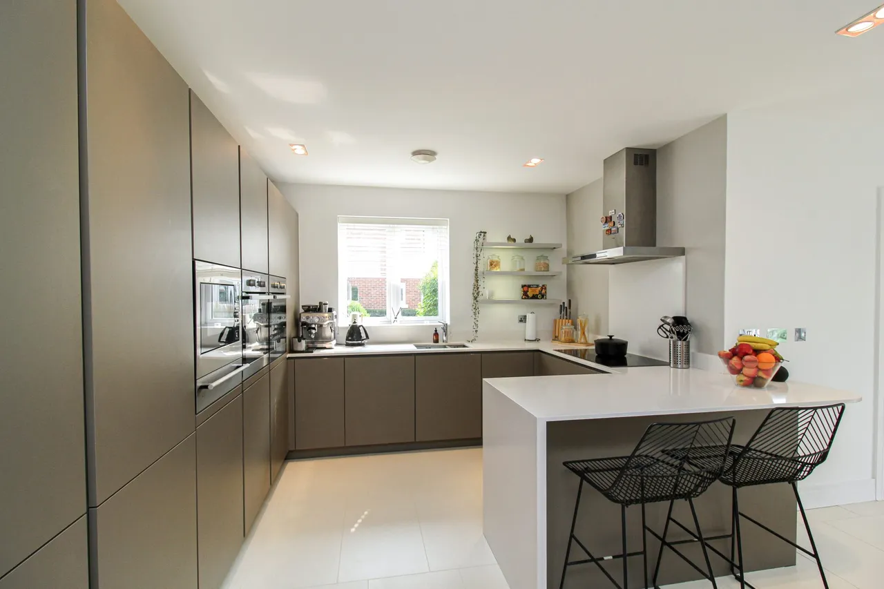 Willowbourne, Fleet, GU51 5AB, photo 7