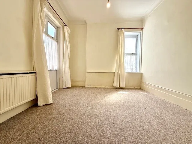 Clarendon Road, South Woodford, E18, photo 5
