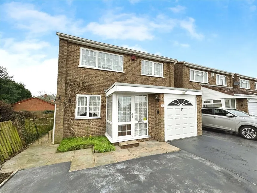 4 bed house to rent, The Larches, Exhall, CV7
