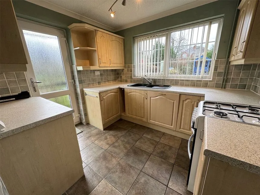 The Larches, Exhall, CV7, photo 9