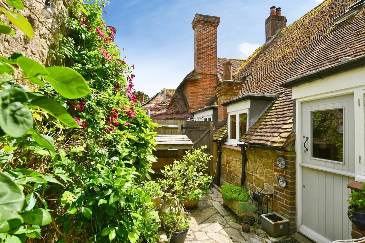 Easebourne Lane, Easebourne, GU29, photo 15