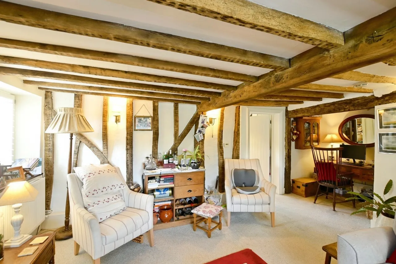 Easebourne Lane, Easebourne, GU29, photo 2