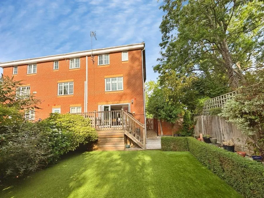 Henley Road, Caversham, RG4, photo 13
