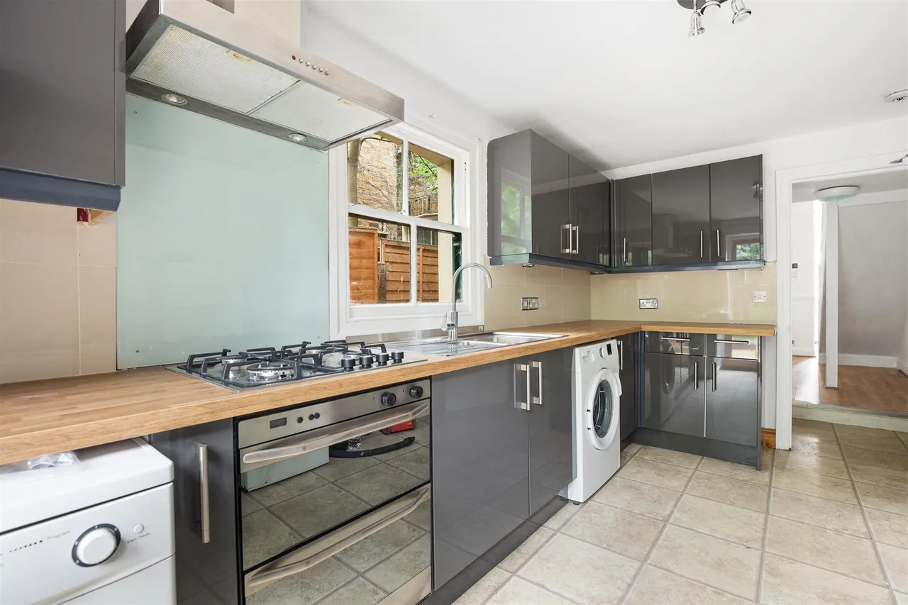 Swaton Road, Bow, photo 5