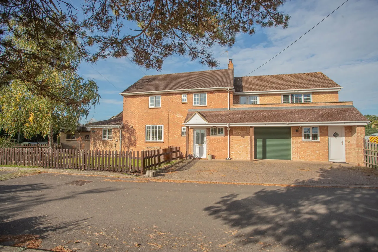 The Firs, Kemble, photo 47