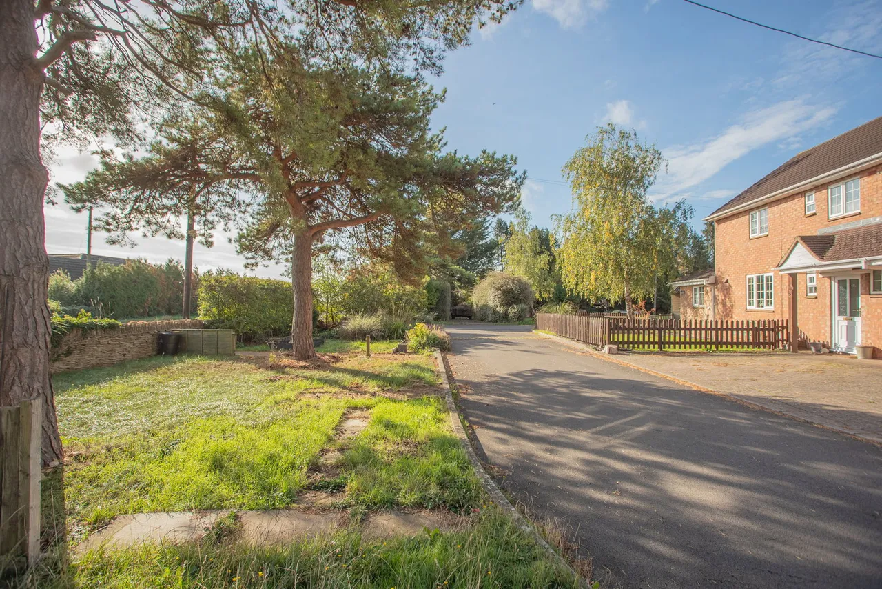 The Firs, Kemble, photo 44
