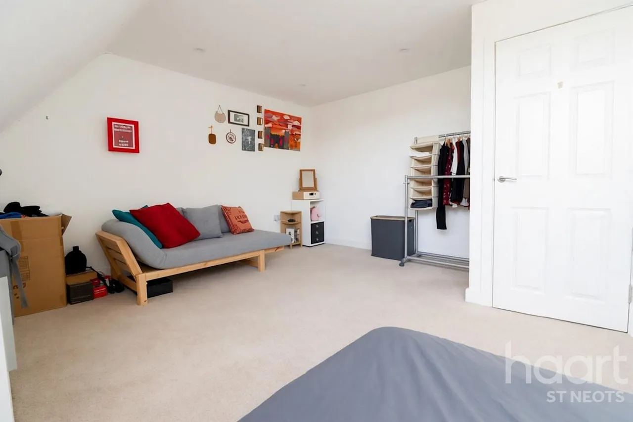 Holly Blue Close, Little Paxton, PE19, photo 19