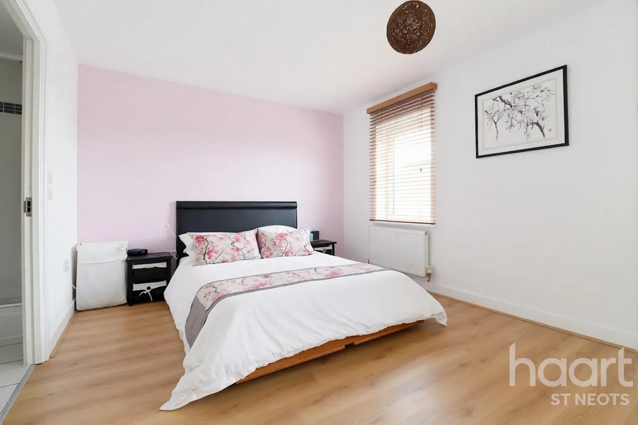 Holly Blue Close, Little Paxton, PE19, photo 13