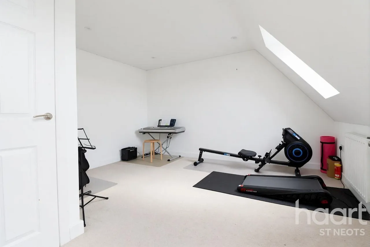 Holly Blue Close, Little Paxton, PE19, photo 17