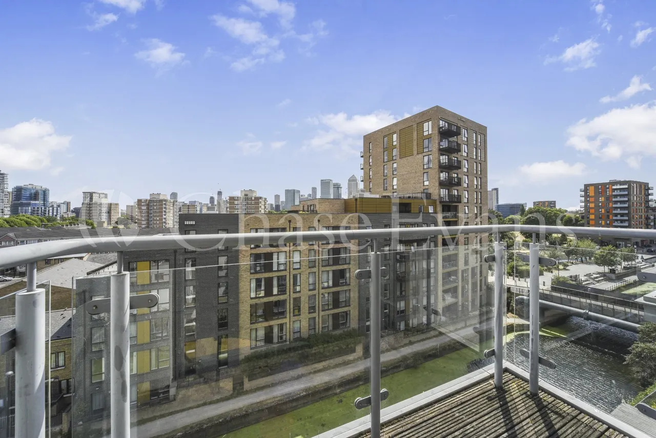 Aqua Vista Square, Bow, E3, photo 9