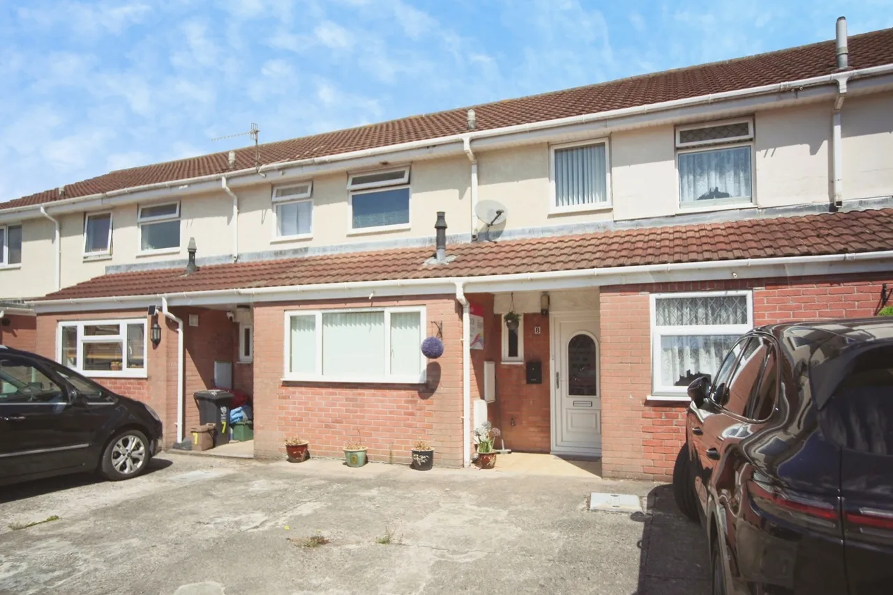 2 bed house for sale — St. Julians Court, Newport, NP19