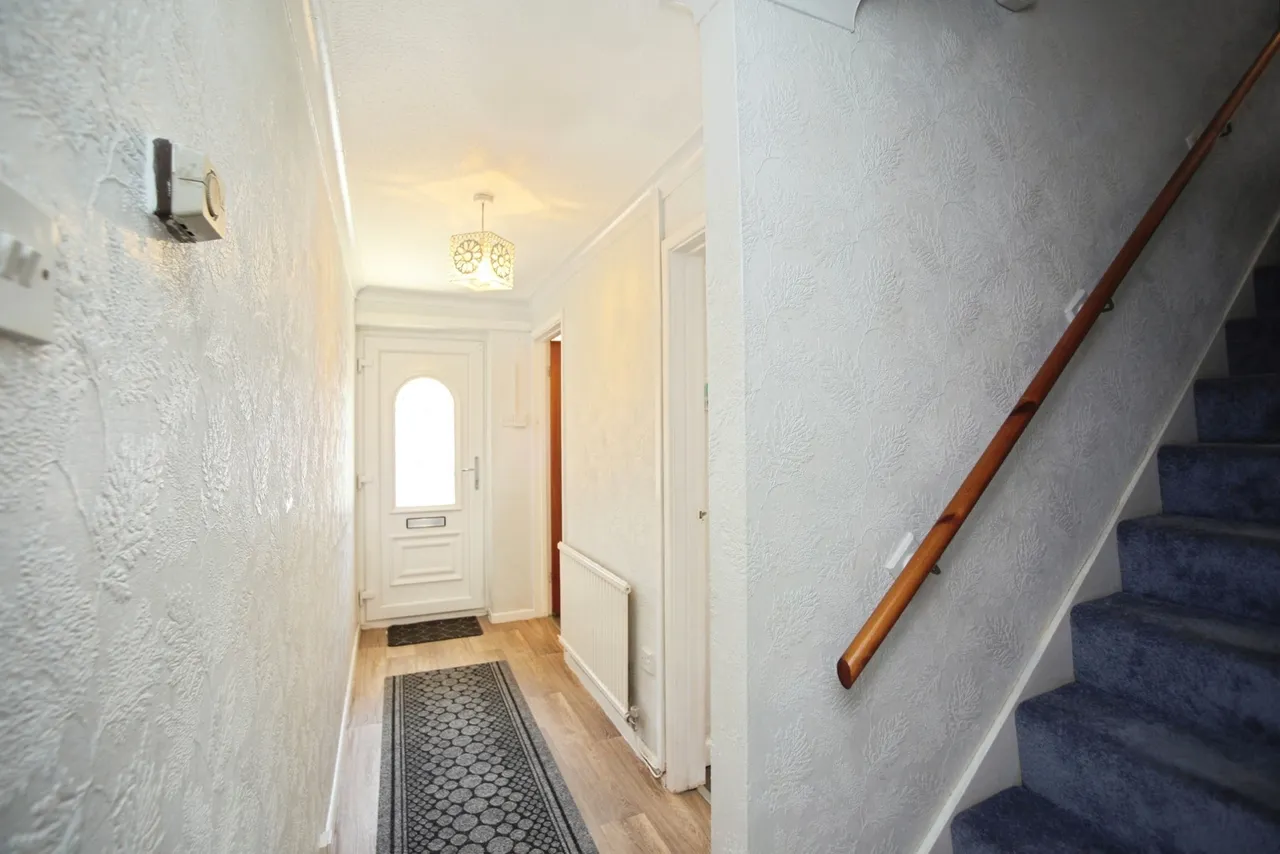 St. Julians Court, Newport, NP19, photo 2