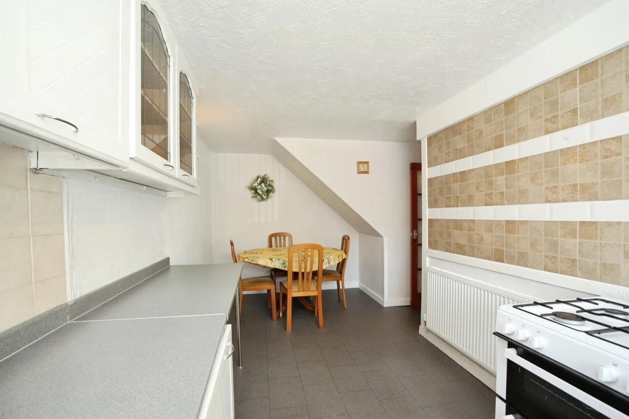 St. Julians Court, Newport, NP19, photo 8