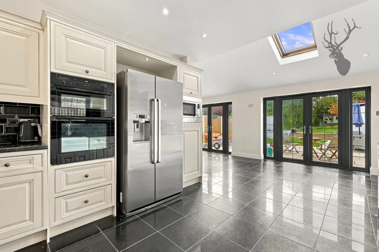 Morgan Crescent, Theydon Bois, CM16, photo 7