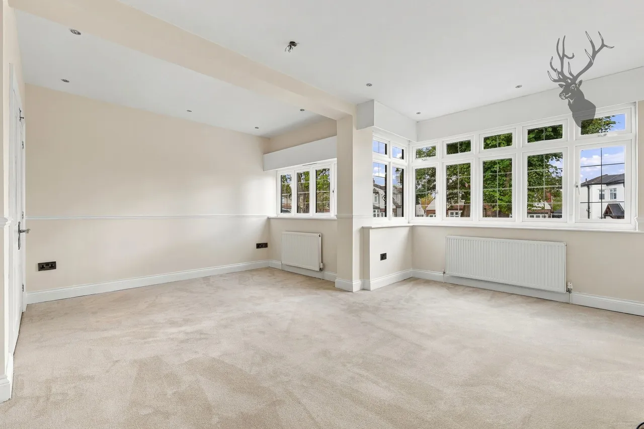 Morgan Crescent, Theydon Bois, CM16, photo 4