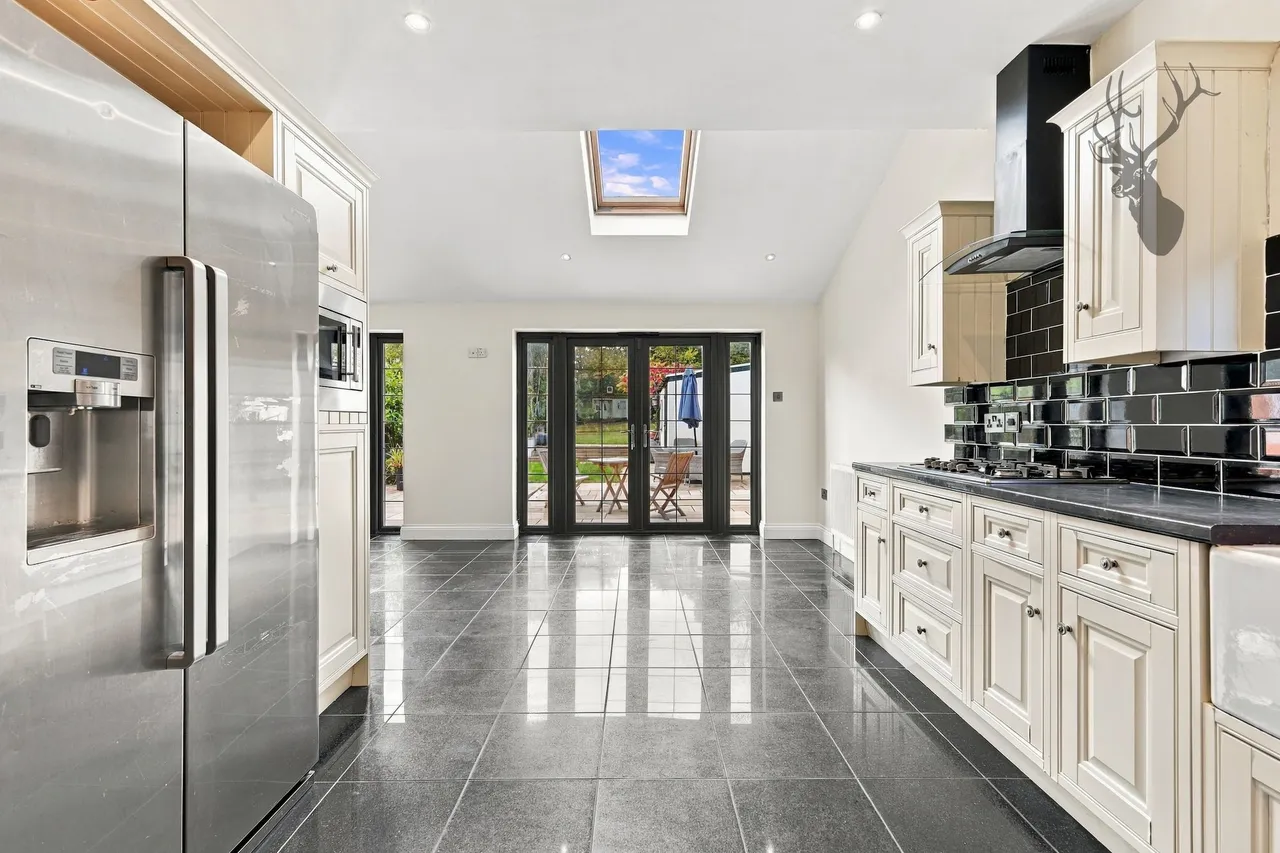 Morgan Crescent, Theydon Bois, CM16, photo 6