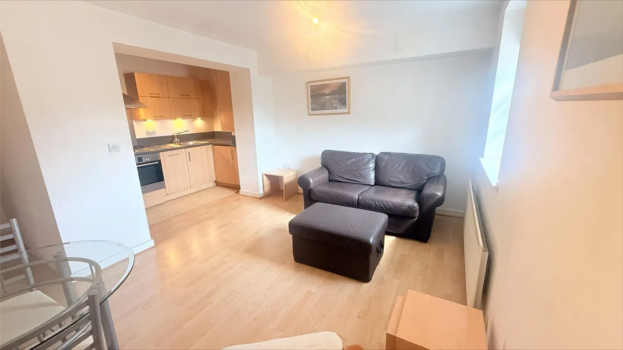 Chaloner Grove, Wakefield, West Yorkshire, WF1, photo 4
