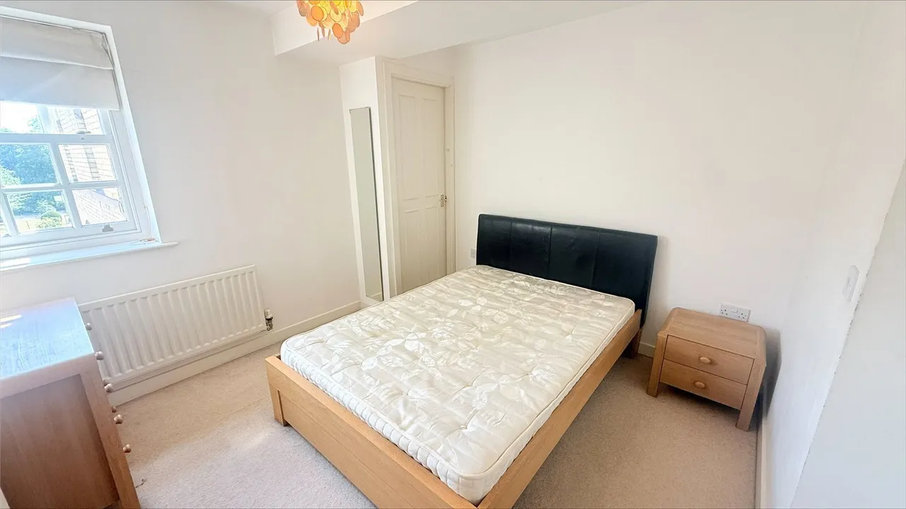 Chaloner Grove, Wakefield, West Yorkshire, WF1, photo 5